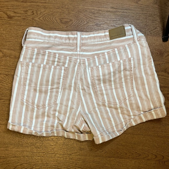 American Eagle Shorts - Picture 4 of 5